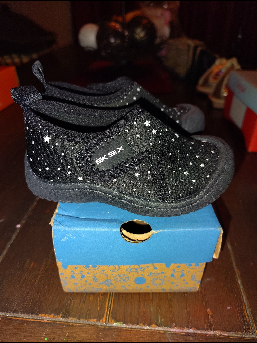 SK Six Toddlers Black Star Slip-On Shoes